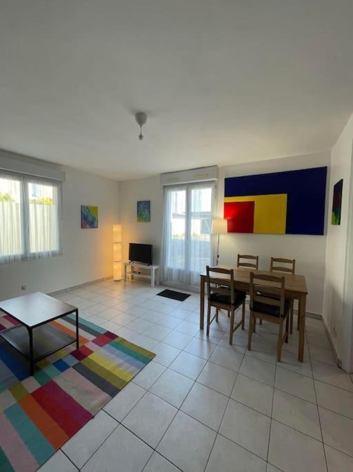 Maisonette Parking Prive Gratuit Doue-la-Fontaine Ngoại thất bức ảnh